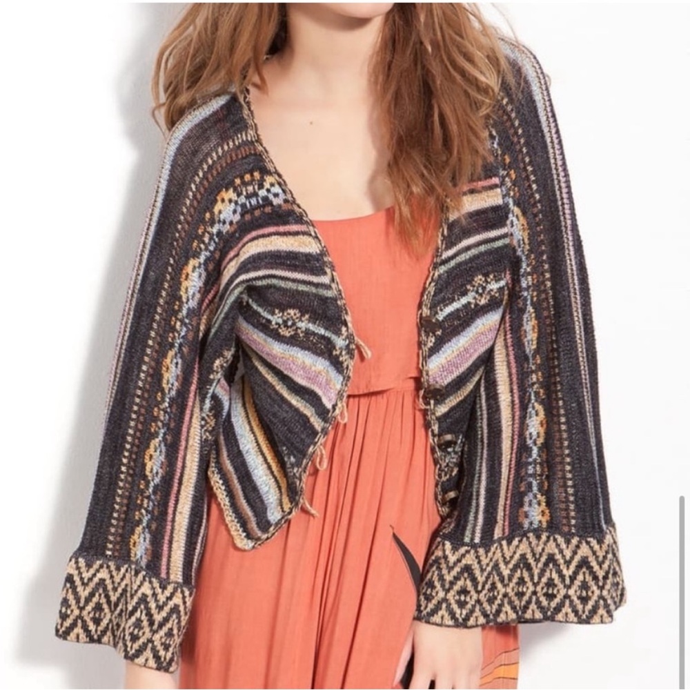 Flawless Free People Oversize Cardigan Nopal Kimono Style Cropped Bell Sleeve - Picture 6 of 15